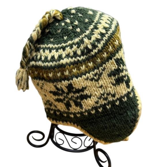 Vintage Nepali Knit 100% Wool Chullo Beanie Hat Youth Green Cream Fair Isle - Picture 2 of 8